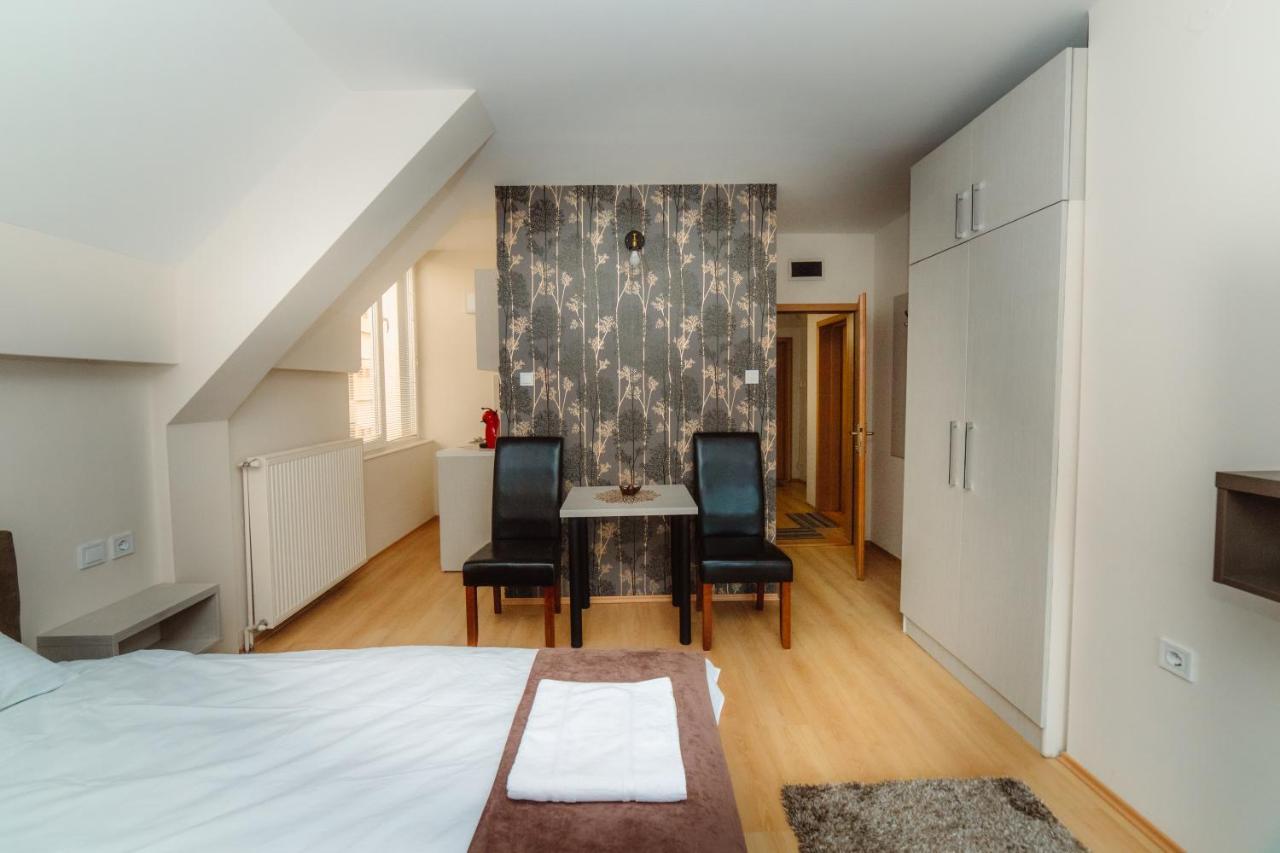 Duga Apartmani Крагуєваць Екстер'єр фото